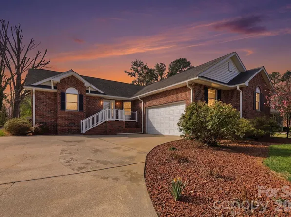 105 Stevens Rd, Salisbury, NC 28147