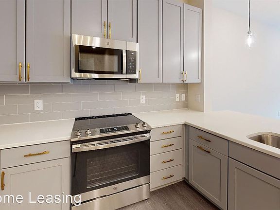 4th image of 3630 Davidson St #2205