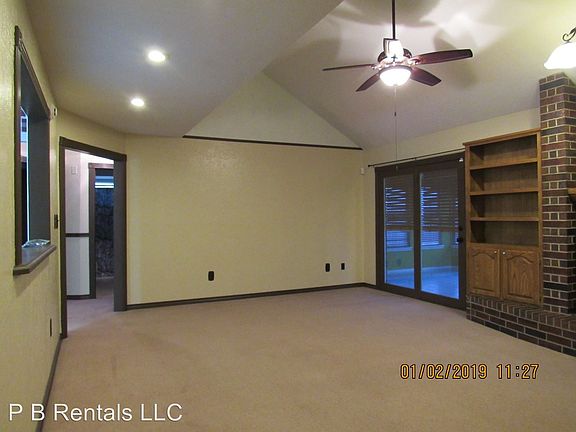3rd image of 6810 NW Crestwood Dr