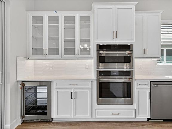 5th image of 9949 SW Davanti Drive