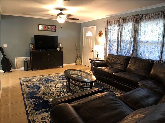 4th image of 2433 Indigo Dr