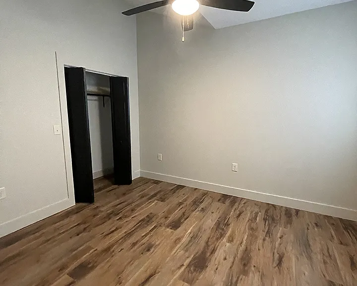 120 N Main St #B — Photo 11