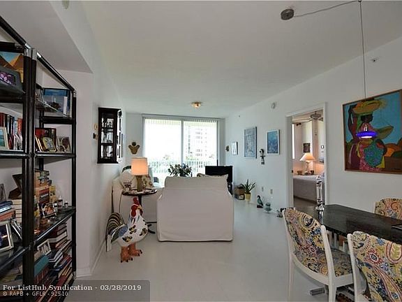 5th image of 3020 NE 32nd Ave APT 703