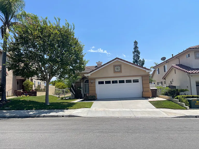 20450 Herbshey Cir — Photo 3