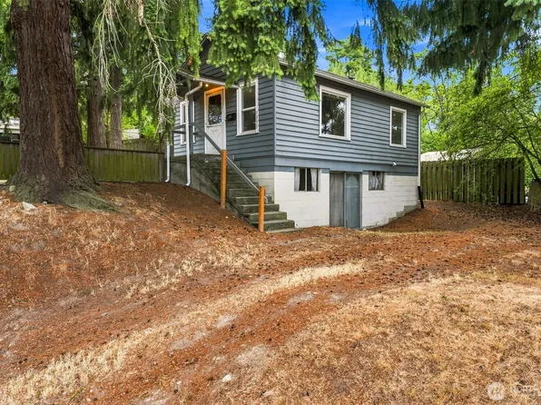 7955 29th Avenue SW, Seattle, WA 98126