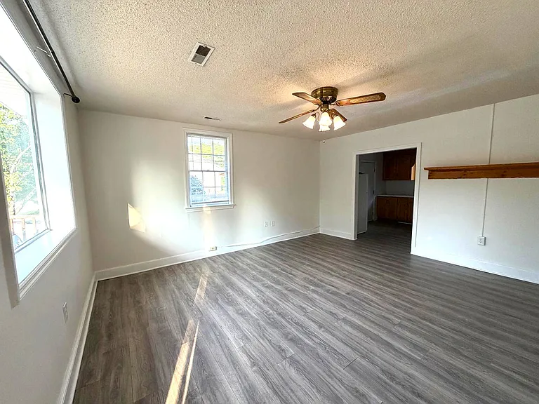 3225 Wilton Rd — Photo 7