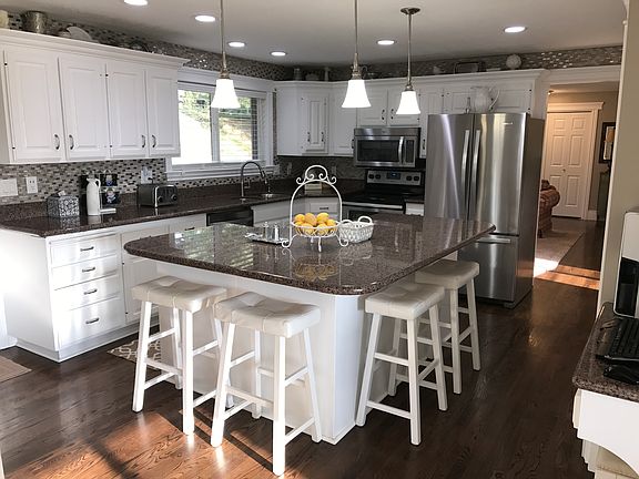 Gourmet Kitchen