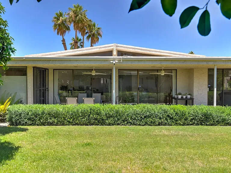 1511 E Twin Palms Dr — Photo 33