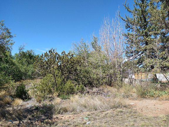 2nd image of Limit Ave