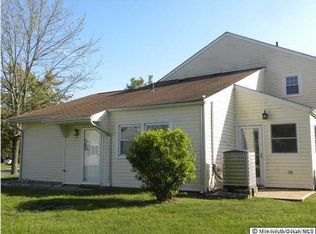 18 Chesapeake Ct, Barnegat, NJ 08005
