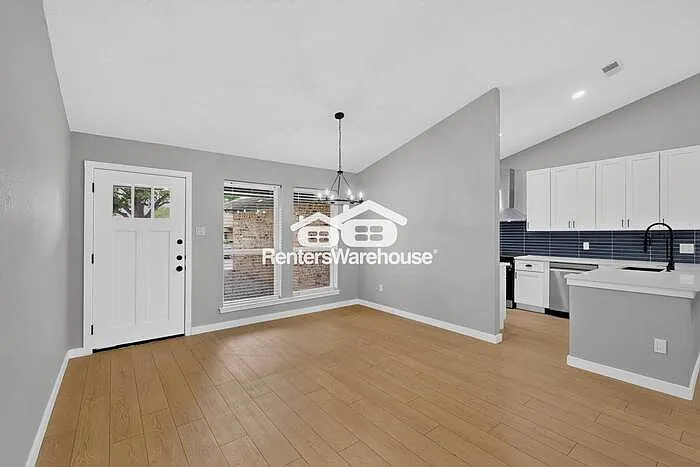 3945 Spoonwood Ln — Photo 5