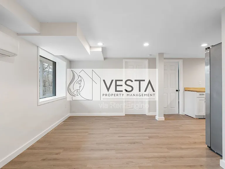 2383 Dutch Cove Rd #3 — Photo 5
