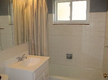 4th image of 2884 S Zurich Ct