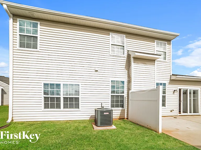 121 Fining Ct — Photo 15