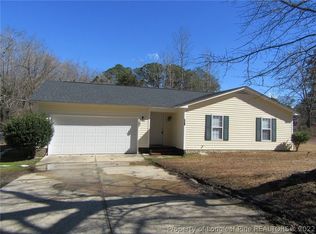 902 Edenwood Dr, Fayetteville, NC 28303