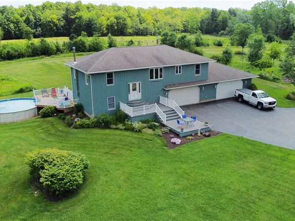 485 Whitney Rd, Ontario, NY 14519