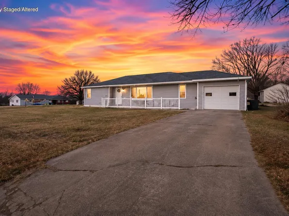 304 W 2nd Street, Miller, MO 65707