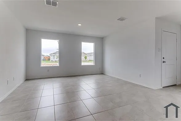 127 Sunflower St — Photo 17