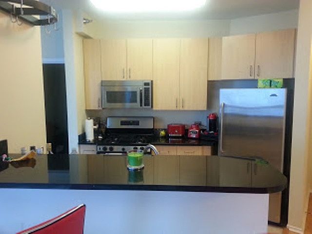 1st image of 600 N Kingsbury St APT 1511