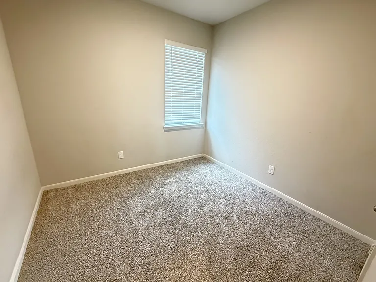 209 Aceves Ct — Photo 14