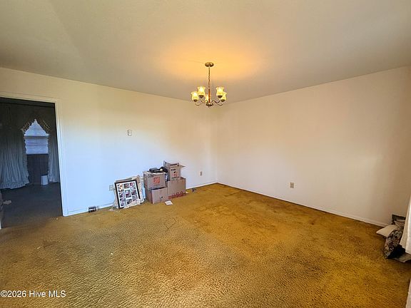 5th image of 109 Brier Road