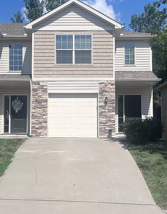 1st image of 1417 NE Mary Ct