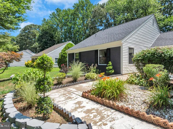 1836 Ralston Pl, Crofton, MD 21114
