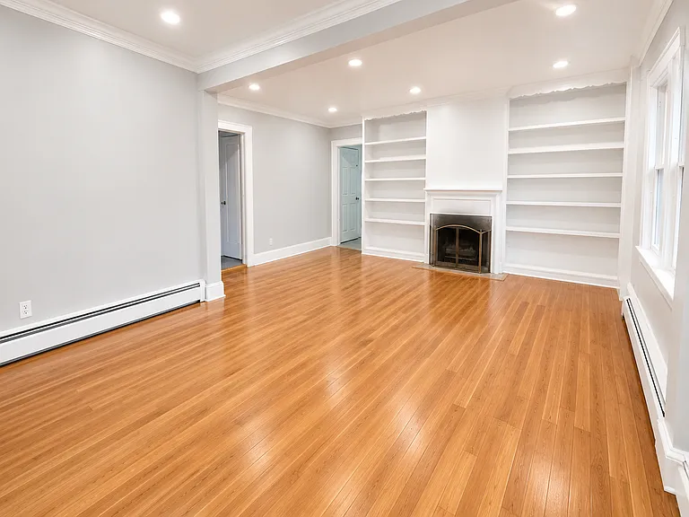 93 Hollywood Ave — Photo 31