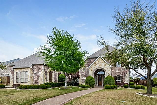 1st image of 1105 Waterfall Dr