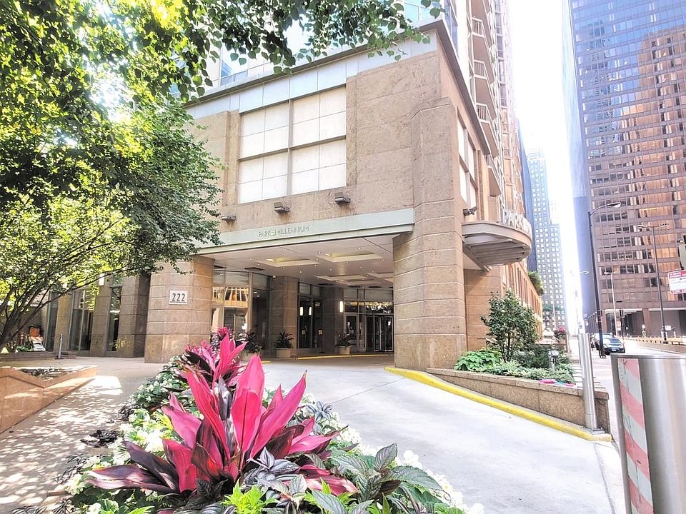 1st image of 222 N Columbus Dr APT 304