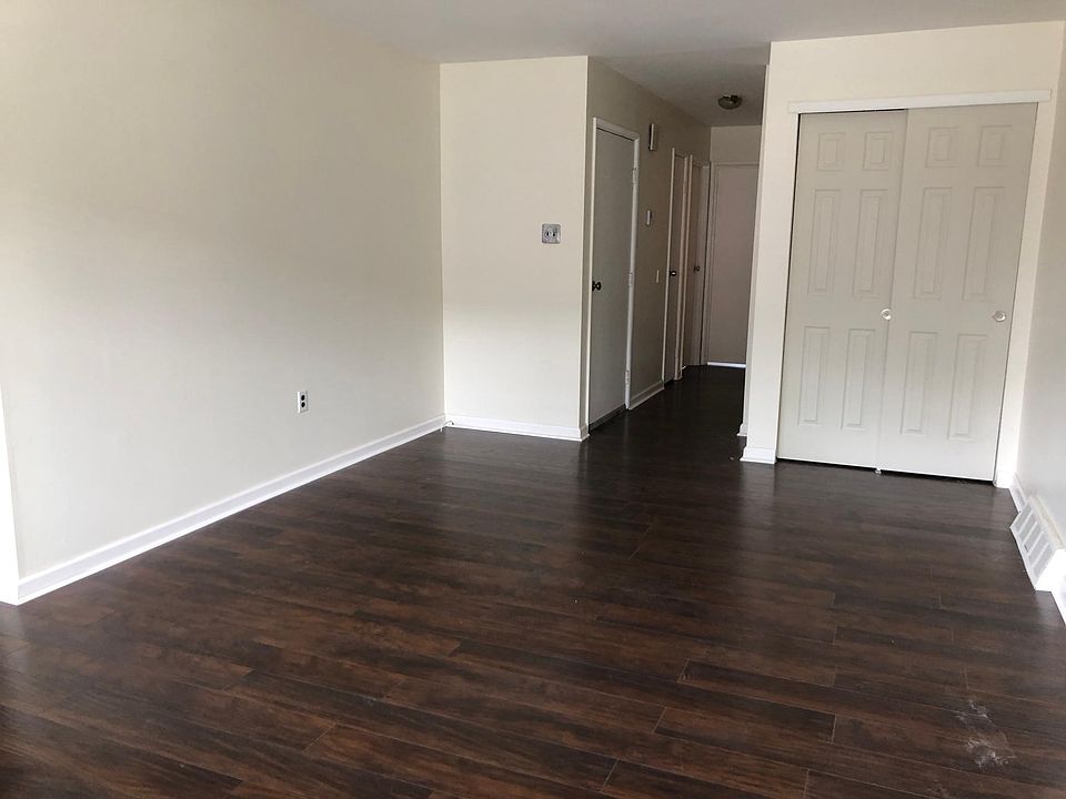 Living Room - Unit A