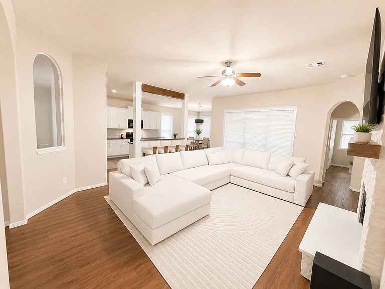 21570 Spear Valley Ln — Photo 9
