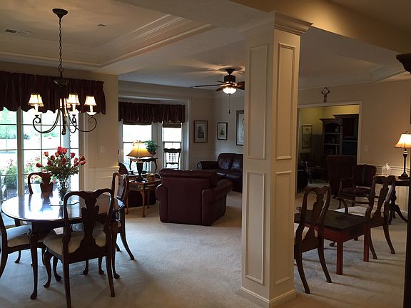 4th image of 7975 Pinnacle Point Dr #103