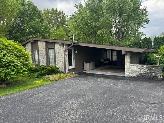 2nd image of 2885 W State Road 28