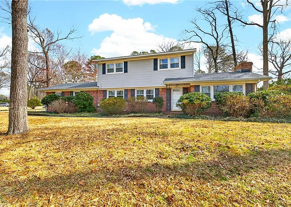 1st image of 604 Kings Grant Rd