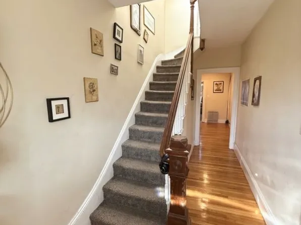 34R Pratt St, Boston, MA 02134