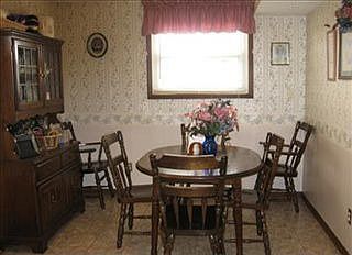 4th image of 1840 Amarillo Dr