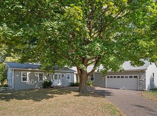 384 Warner Ave S, Willernie, MN 55090