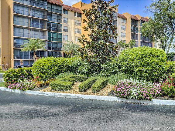 3rd image of 3821 Environ Blvd APT 110