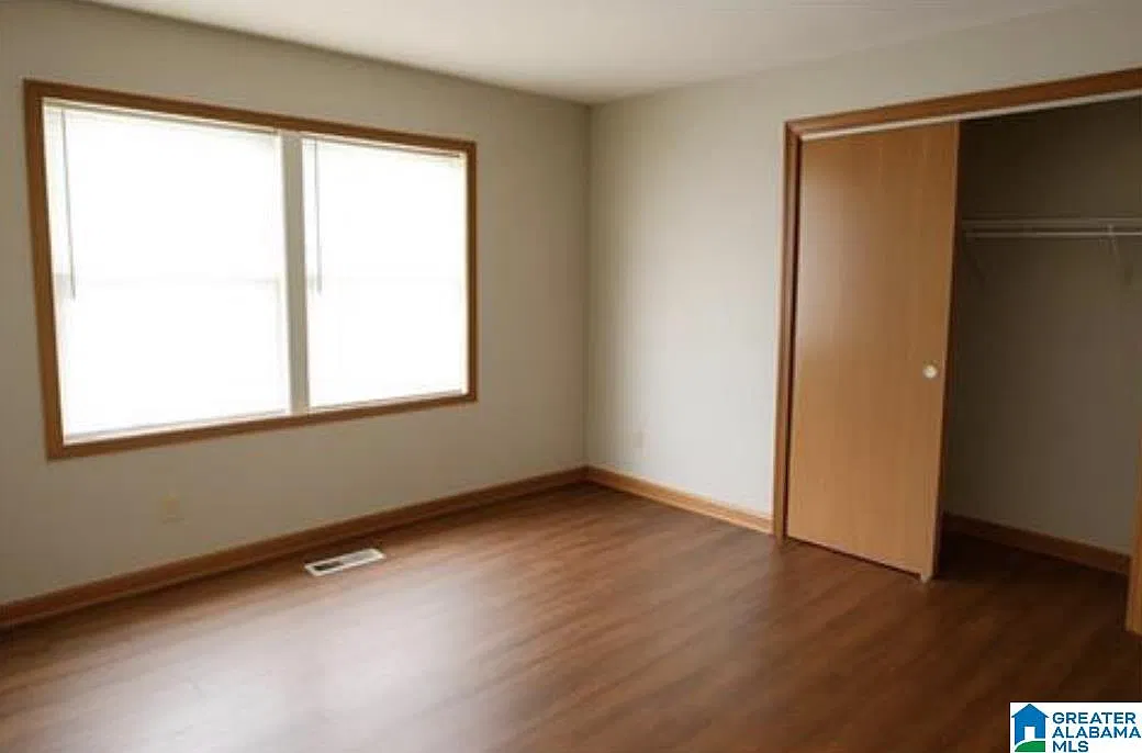 2 bed, 1.0 bath, 850 sqft, $925 — Photo 1