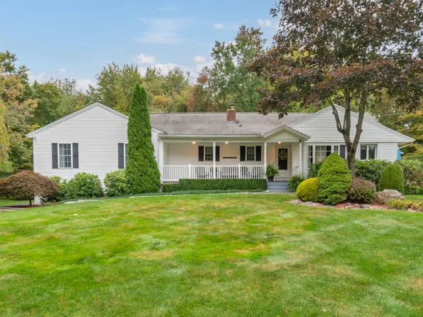 706 Charcoal Avenue, Middlebury, CT 06762