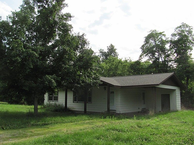 1st image of 5317 Chickasaw Dr