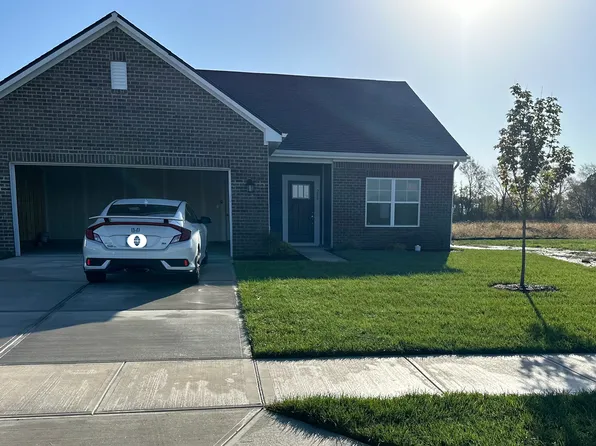 286 Cold Springs Dr, Pendleton, IN 46064