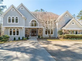 845 Cold Harbor Dr, Roswell, GA 30075