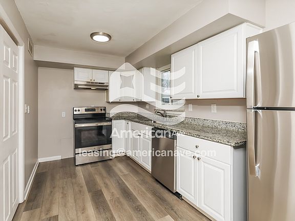 1318177_005_wm_-_kitchen_13401130.jpg