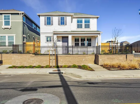 109 Clownfish Street, Suisun City, CA 94585