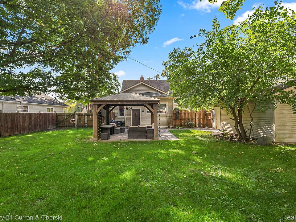 323 E Liberty St, photo 4
