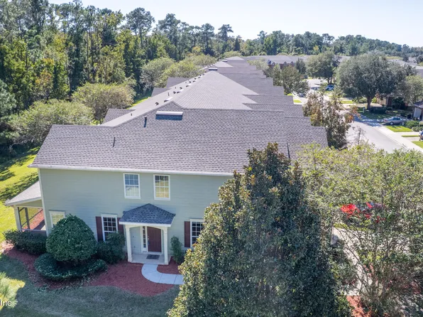 7001 ROUNDLEAF Drive, Jacksonville, FL 32258