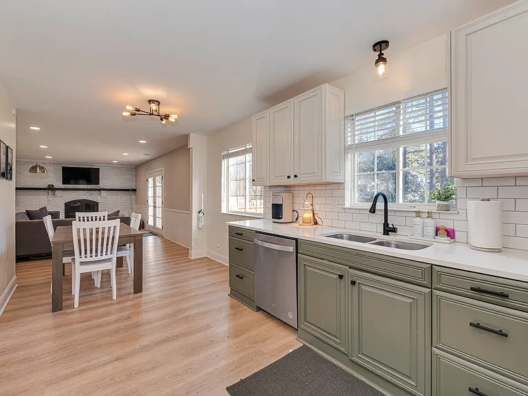 616 Sweetgum Ln — Photo 9