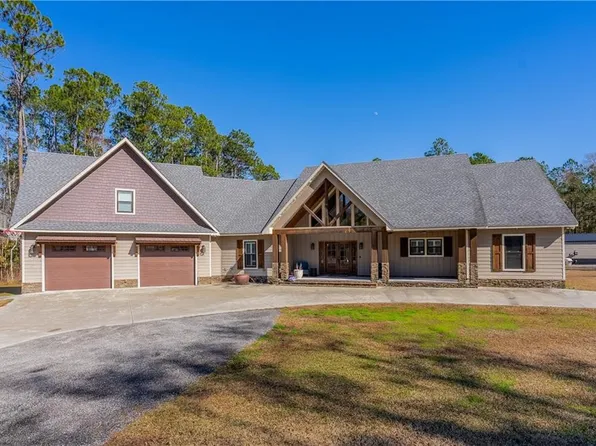 5608 Meadow Wood Rd, Blackshear, GA 31516